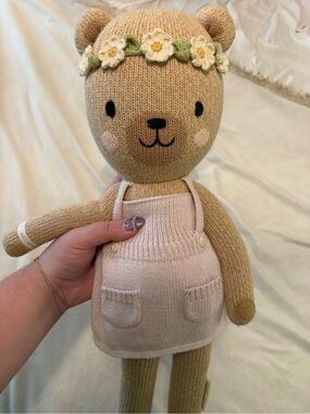 Cuddle + Kind Olivia the Honey Bear